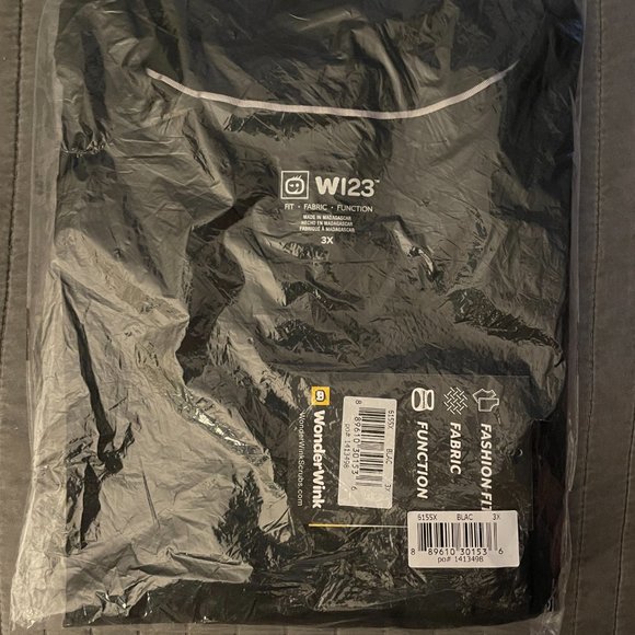 NEW Packaged W123 by WonderWink Women's Stylized V-Neck Solid Black Scrub Top - Picture 5 of 5